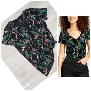 New A NEW DAY Tropical Floral V-neck Tee Top